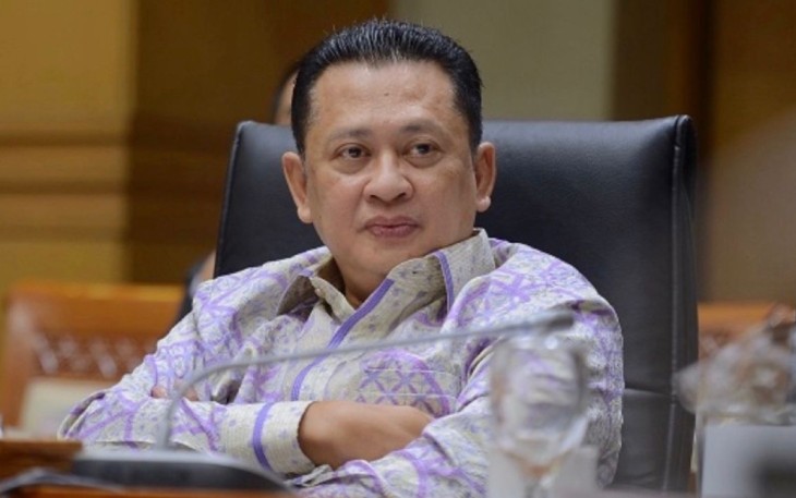 Bambang Soesatyo, Anggota DPR RI/Ketua MPR RI ke-15/Ketua DPR RI ke-20/Ketua komisi I|| DPR RI ke-7/Dosen Pascasarjana (S3) Ilmu Hukum Universitas Borobudur, Universitas Jayabaya dan Universitas Pertahanan (Unhan)