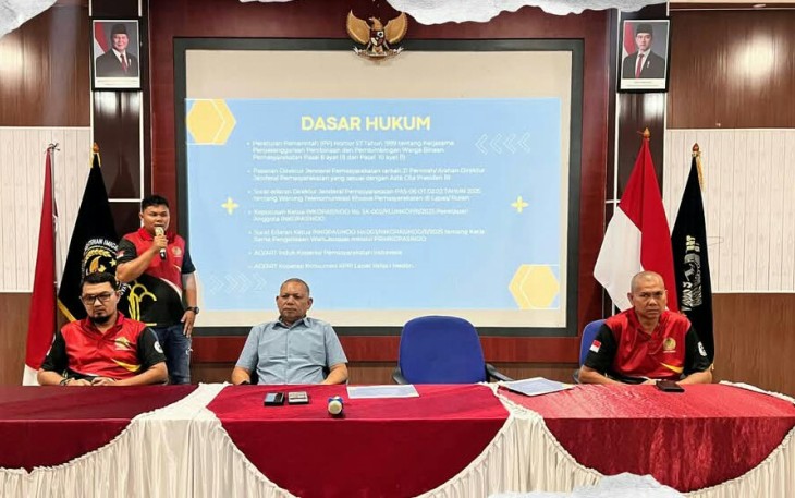 Rapat Luar Biasa Dihadiri Seluruh Pegawai dan Pengurus Serta Anggota
