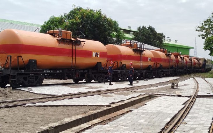 KAI Divre III Palembang Tambah Armada 6 Gerbong Ketel