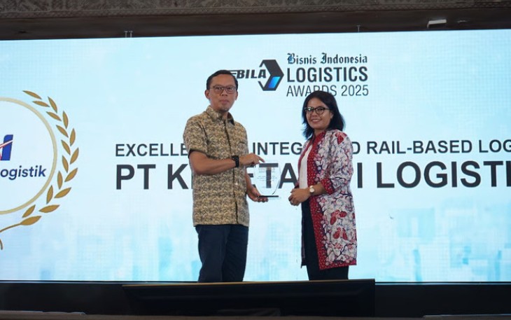 KAI Logistik Raih Penghargaan “Excellence in Integrated Rail-Based Logistics Solutions”