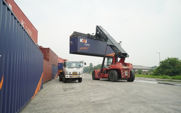 KAI Logistik Tingkatkan Kapasitas Container Yard Klari