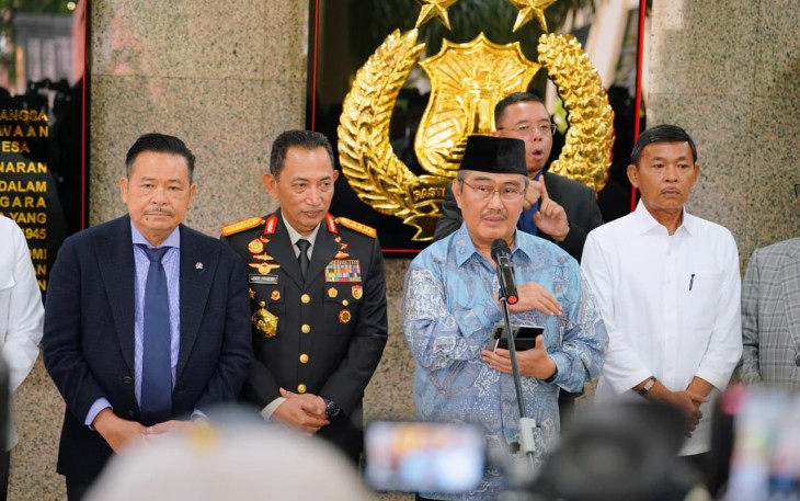 Kapolri Usai Rapat Perdana Komisi Percepatan Reformasi