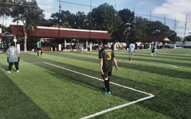 Foto suasana pertandingan antar Tim Kejaksaan Negeri Bitung VS Tim Gabungan Wartawan dan KPU