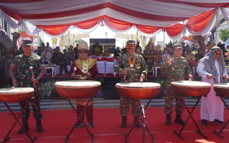 Madiun Carnival yang berlangsung meriah pada Senin (25/8/2025).