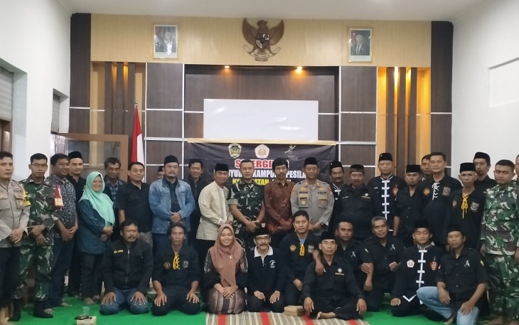 Danramil 0803/04 Jiwan Hadiri Forum Kampung Pesilat