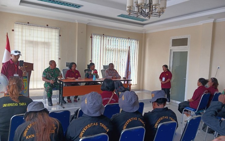 Batuud Koramil 1710-07/Mapurujaya Hadiri Kegiatan Penerimaan KKN Mahasiswa Universitas Timika