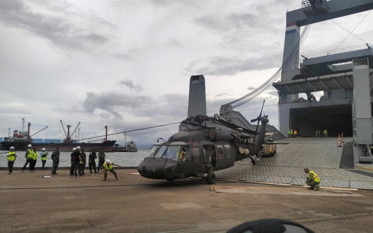 Alutsista Negara Peserta Latgabma Super Garuda Shield 2025 saat tiba di Pelabuhan Panjang, Lampung, Kamis, (14/8/2025).
