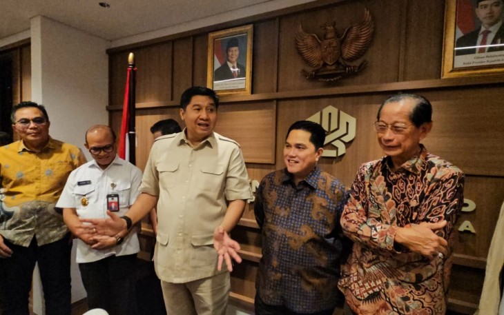 Menteri PKP saat menerima kunjungan kerja Menteri BUMN di Kantor Kementerian PKP, Jakarta, Senin (22/4/2025).
