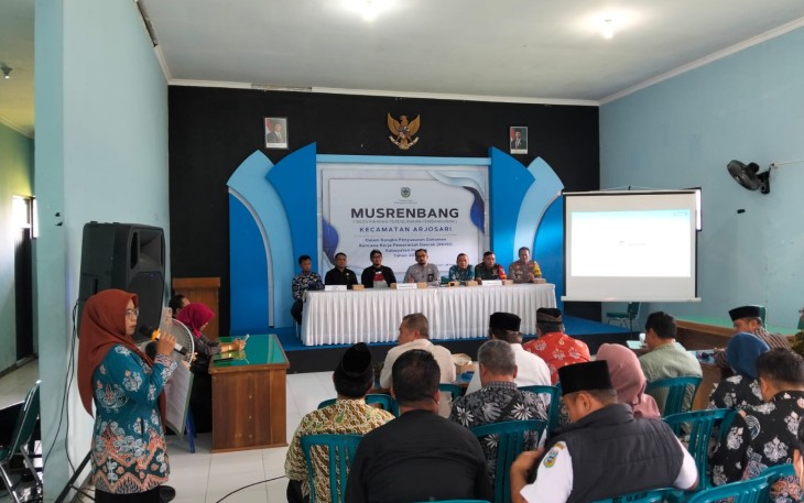 Danramil 0801/03 Arjosari Letda Cke Misrum Hadiri Musrenbang