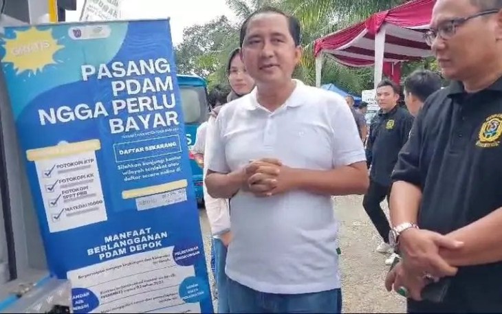 Wakil Wali Kota (Wawalkot) Depok, Chandra Rahmansyah, mengajak masyarakat untuk memanfaatkan program pemasangan sambungan air PT Tirta Asasta secara gratis