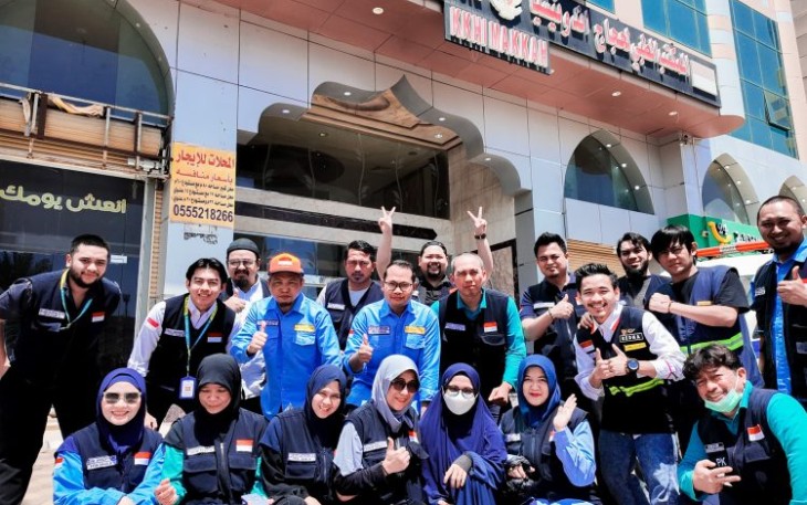 Petugas Pantau Jemaah di RSAS