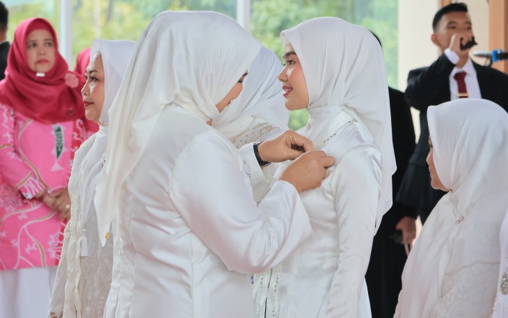 Hafizha Rahmadhani saat di Lantik Sebagai Ketua Dekranasda Kabupaten Bintan 