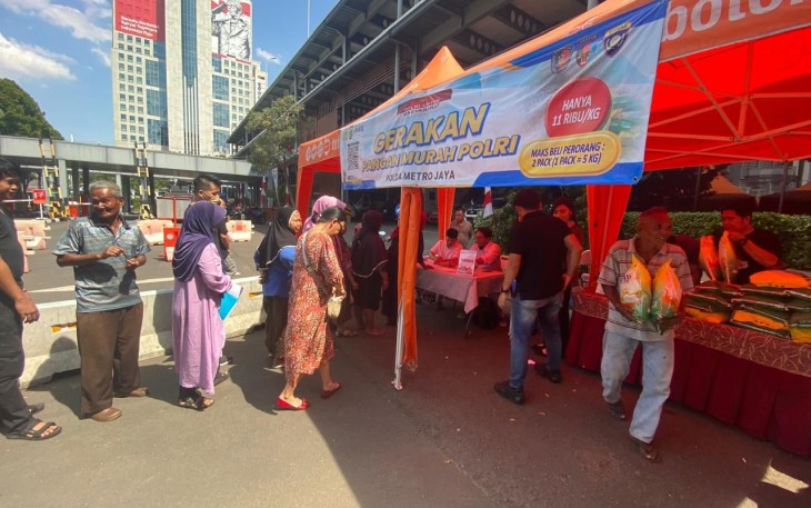 Polri menunjukkan kepeduliannya kepada masyarakat dengan menghadirkan program Gerakan Pangan Murah (GPM).