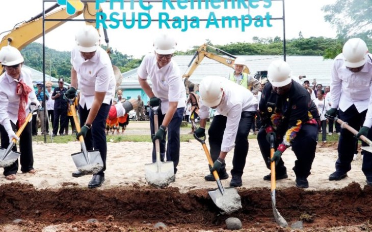 Menkes Budi Gunadi Sadikin groundbreaking pembangunan RSUD Raja Ampat 