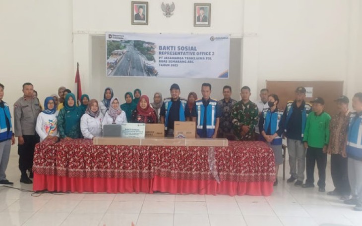 Salurkan Bantuan Sarana Lingkungan, JTT Dukung Pembangunan Berkelanjutan di Sekitar Ruas Tol Semarang