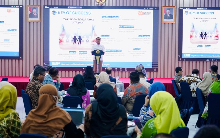Sekretaris Jenderal (Sekjen) Kementerian ATR/BPN, Pudji Prasetijanto Hadi, saat membuka Bimbingan Teknis, di Aula Prona Kementerian ATR/BPN, Jakarta, Rabu (20/08/2025).