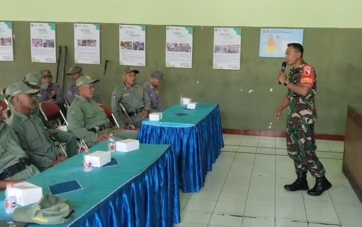 Babinsa Tamanan Tingkatkan Peran Linmas Jaga Keamanan Lingkungan