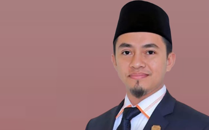 Ketua DPRD Pasaman Nelfri Asfandi, M.Pt