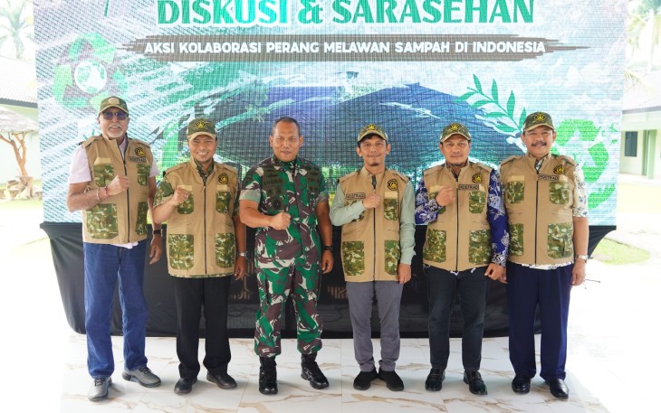 Divif 2 Kostrad Gagas Aksi Kolaborasi Perang Melawan Sampah di Indonesia