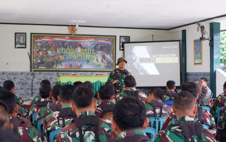 Kodim 0801/Pacitan gelar Latihan Perorangan Jabatan Teritorial (Latorjab Ter) yang dilaksanakan di Aula Kopral Sigit Makodim 0801/Pacitan Jl.Letjen Suprapto No.42, Kec./Kab. Pacitan, Rabu (26/02/2025)