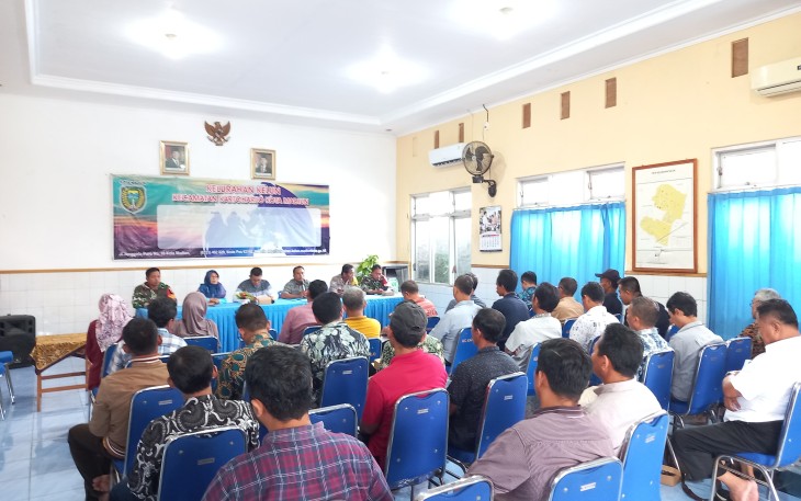 Babinsa Kelurahan Kelun Hadiri Pertemuan Rutin Bersama Tokoh Masyarakat