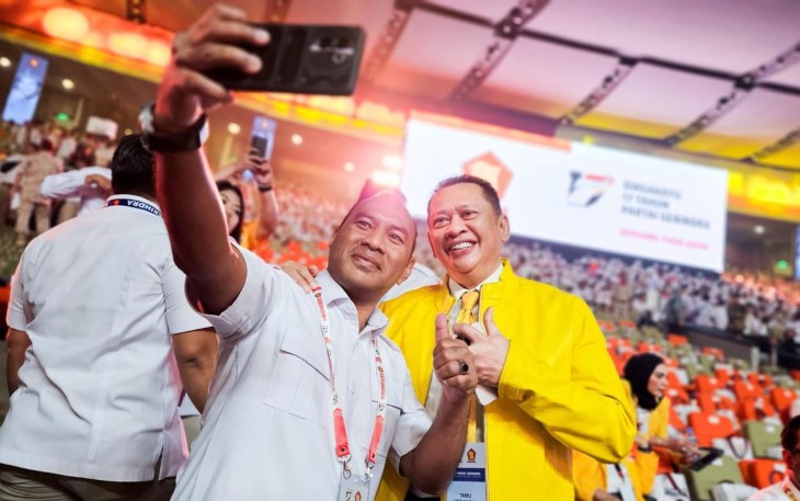 Wakil Ketua Umum Partai Golkar dan Wakil Ketua Umum/Kepala Badan Bela Negara FKPPI Bambang Soesatyo Hadiri Perayaan Puncak HUT ke-17 Partai Gerindra