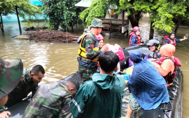 Koopsud II Kirim Tim Evakuasi Banjir di Wilayah Makassar