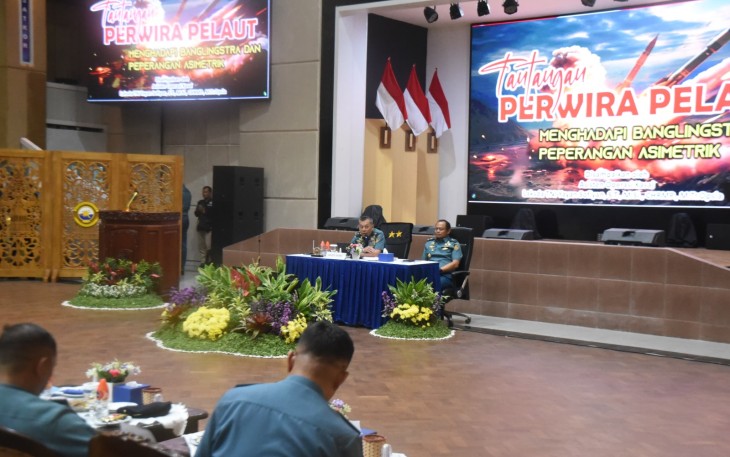 Komandan Puspenerbal Hadiri Safari Pembinaan Korps Pelaut dan KorpsTeknik TNl AL