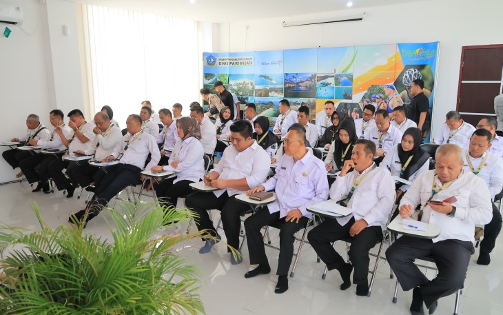 Hari Ke-2, Peserta Retreat Bintan Ikuti Paparan Materi Hingga Capacity Building Lewat Games Kekompakan