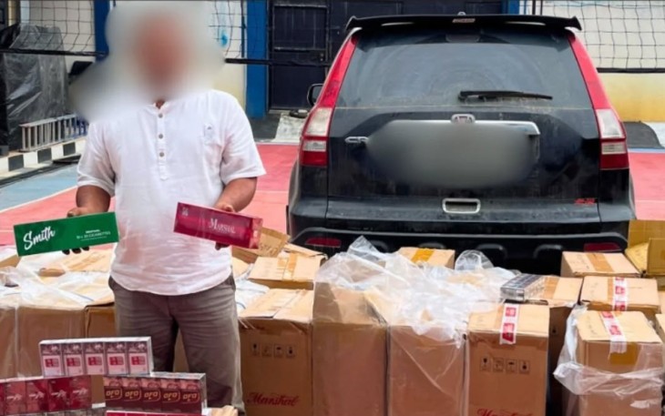 Bea Cukai Tembilahan Serahkan Tersangka dan Barang Bukti Kasus Rokok Ilegal ke Kejaksaan Negeri Indragiri Hilir