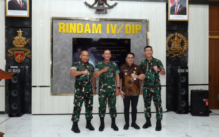 Pangkostrad Kunjungi Rindam IV/Diponegoro