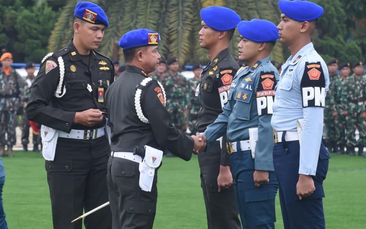 Wakil Kepala Staf Angkatan Darat (Wakasad) Letjen TNI Tandyo Budi R. menghadiri upacara gelar pasukan operasi yang dipimpin oleh Panglima TNI Jenderal TNI Agus Subiyanto, S.E., M.Si., di Lapangan Mabes TNI, Cilangkap, Jakarta Timur, Senin (10/2/2025)