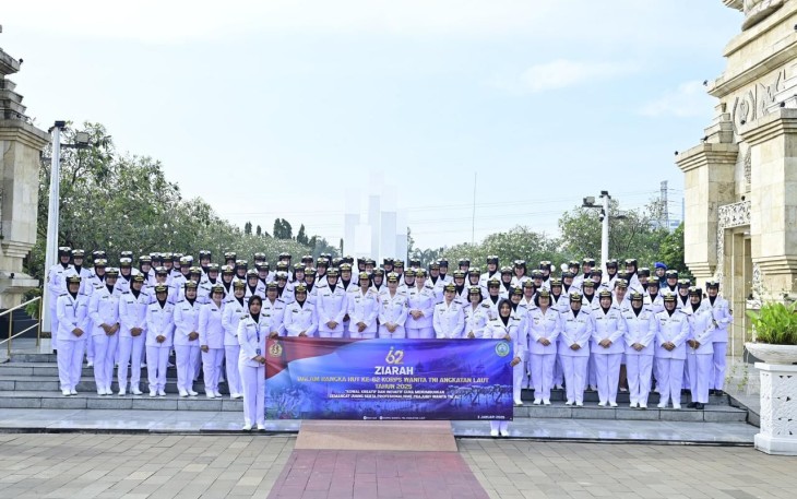 Kowal Wilayah Jakarta saat Ziarah dan Tabur Bunga ke TMP Kalibata
