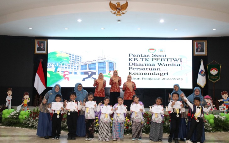 Ketua DWP Kemendagri Sampaikan Terima Kasih kepada Tenaga Pendidik