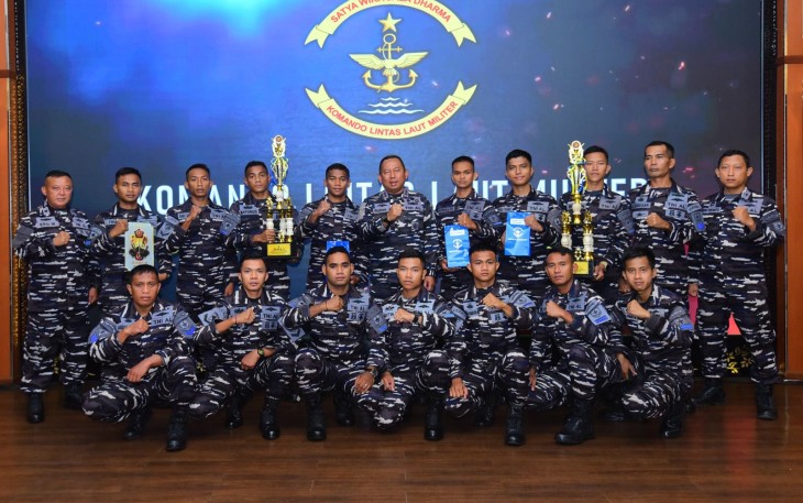 Pangkolinlamil Apresiasi Prajurit Berprestasi Dalam Jumat Berkah 