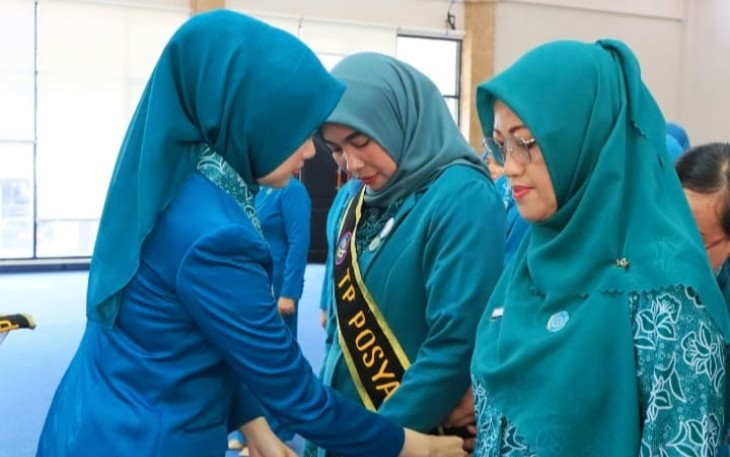 Hafizha Lantik Ketua TP PKK dan Ketua Tim Pembina Posyandu Kecamatan se-Bintan