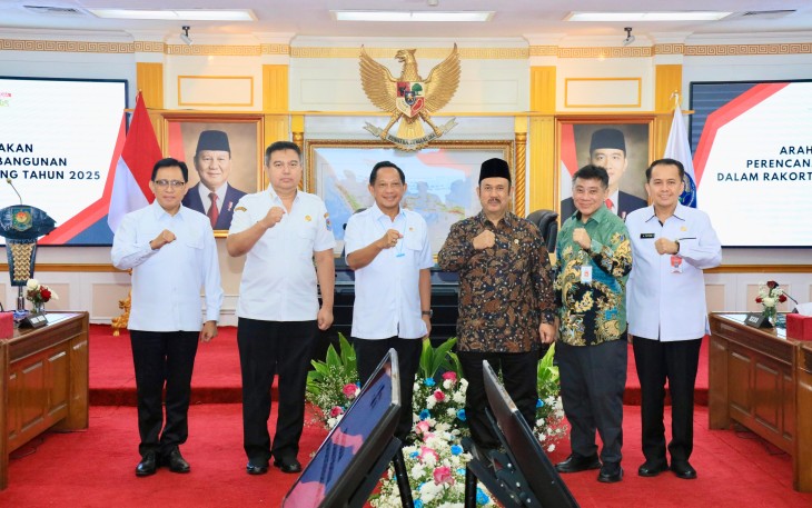 Mendagri saat menyampaikan arahan pada Rapat Koordinasi Teknis Perencanaan Pembangunan (Rakortekrenbang) Tahun 2025 secara virtual dari Ruang Sidang Utama (RSU) Kantor Pusat Kementerian Dalam Negeri (Kemendagri), Jakarta, Rabu (12/3/2025)