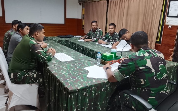 Dandim 1710/Mimika Pimpin Rapat Kerja Pencocokan Rincian Kertas Kerja Satker Dengan Progjagar Tahun 2025