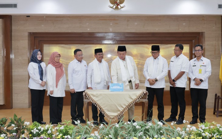 Kementerian Agraria dan Tata Ruang/Badan Pertanahan Nasional (ATR/BPN) melalui Kantor Pertanahan (Kantah) Kota Tangerang bersama Badan Pendapatan Daerah (Bapenda) Kota Tangerang meluncurkan Integrasi Data Pertanahan dan Perpajakan, Rabu (30/04/2025). Peluncuran ini dipimpin langsung oleh Menteri ATR/Kepala BPN, Nusron Wahid