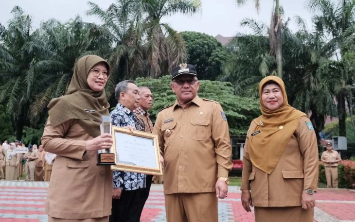 Penerimaan Penghargaan Kota Pangan Aman 2024