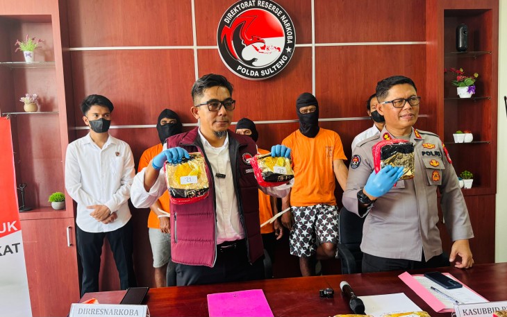 Konferensi Pers Direktorat Reserse Narkoba Polda Sulawesi Tengah, Senin (28/7/2025).