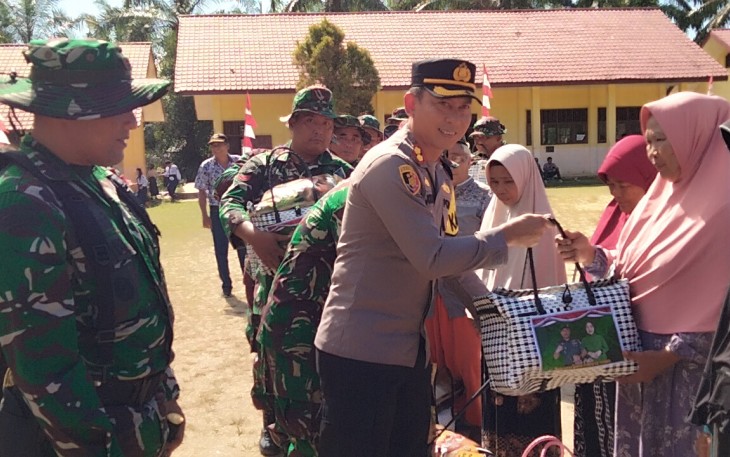 Kapolres Aceh Singkil, AKBP Joko Triyono, S.I.K., M.H., secara langsung turut menghadiri pembukaan kegiatan TNI Manunggal Membangun Desa (TMMD) Tahun 2025