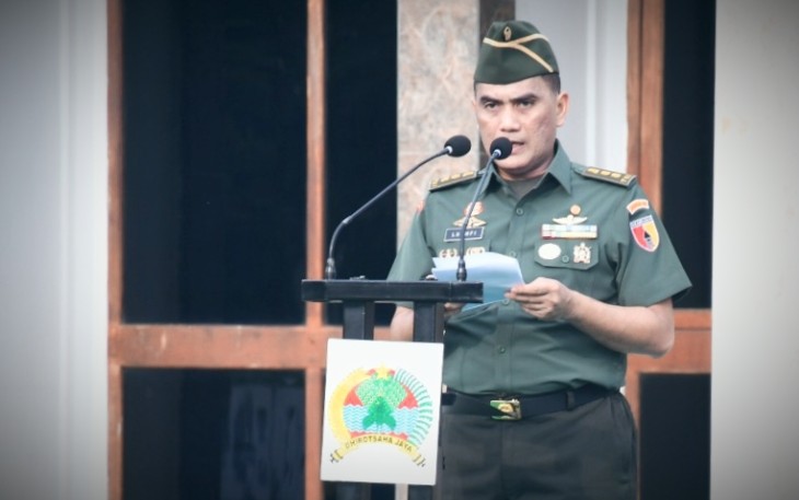 Kasilog Rem 081/DSJ, Letkol Czi Muhammad Luthfi Membacakan Amanat Kasad Pada pada upacara bendera di Halaman Makorem 081/DSJ, Jl. Pahlawan No. 50 Kota Madiun, Senin (17/2/2025) 