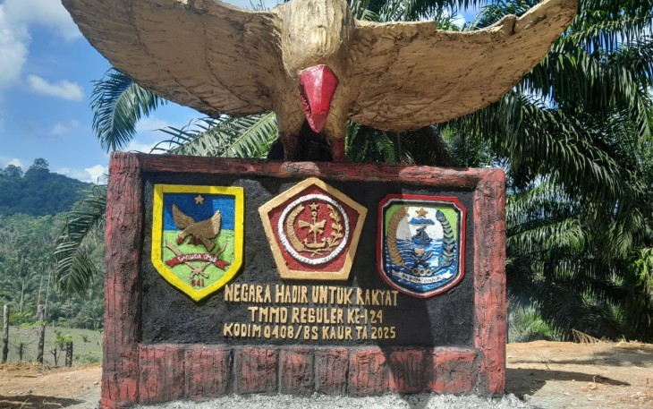 Tugu Prasasti TMMD Ke-124 Kodim 0408/BS Capai Seratus Persen