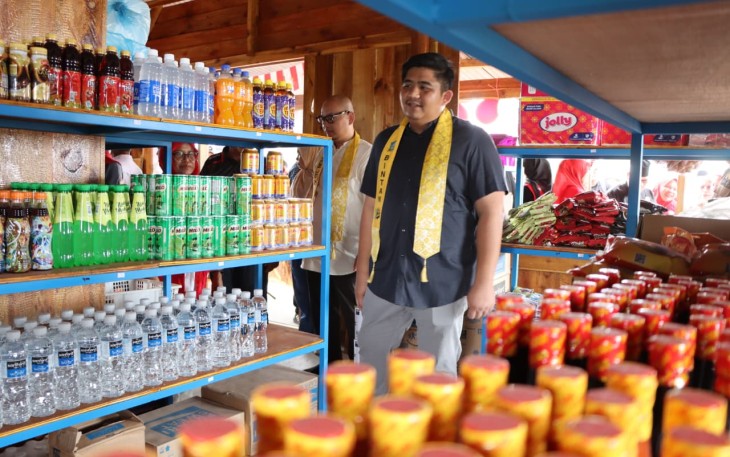 Bupati Roby Resmikan Koperasi Merah Putih Desa Busung.