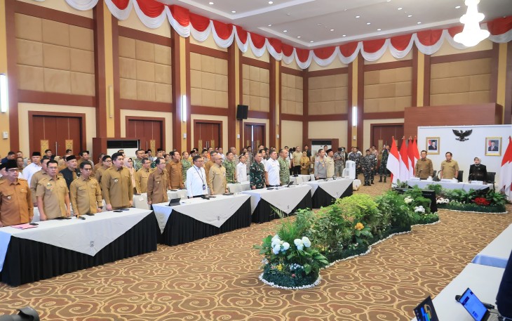 Bupati Roby saat Rakor Bersama Mendagri