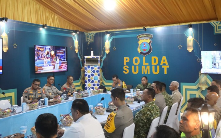 Panglima TNI dan Kapolri saat Tinjau Pos Terpadu Mudik Lebaran 2026 di Medan