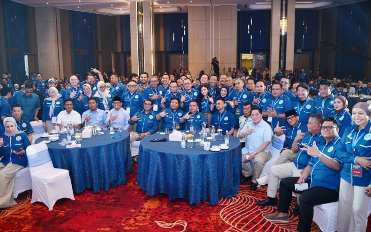 Menteri Ekonomi Kreatif, Teuku Riefky Harsya, menghadiri penutupan Rapat Kerja Nasional (Rakernas) Gerakan Ekonomi Kreatif Nasional (GEKRAFS) di Novotel Pulomas, Jakarta, Sabtu (7/3/2026).