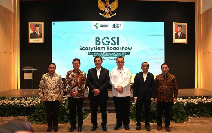 Menkes Budi Gunadi Sadikin foto bersama di Jakarta 