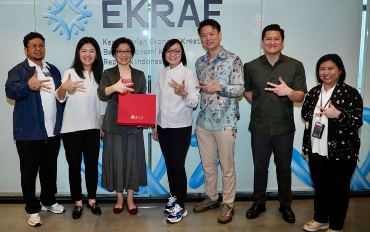 Wakil Menteri Ekonomi Kreatif, Irene Umar, menerima audiensi dari delegasi Global Executive Nexus Program (GENP) dan Fudan University di Kantor Kementerian Ekraf, Jakarta, Senin (12/1/2025)